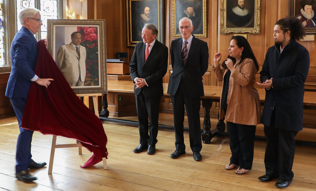 Unveiling of portrait in Hall 